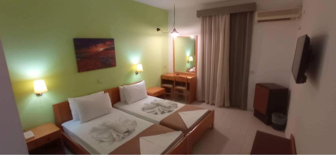 Olympic Hotel Karpathos Town  Exterior photo
