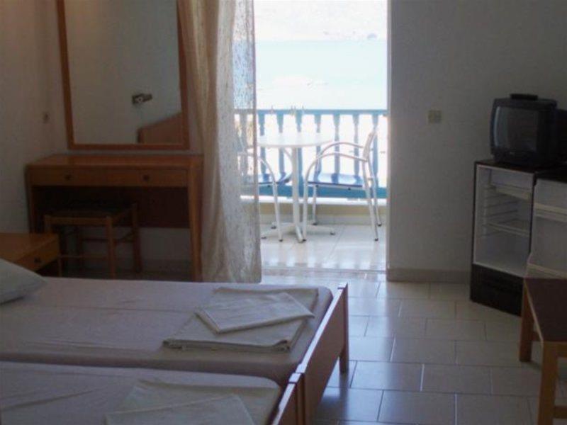 Olympic Hotel Karpathos Town  Exterior photo