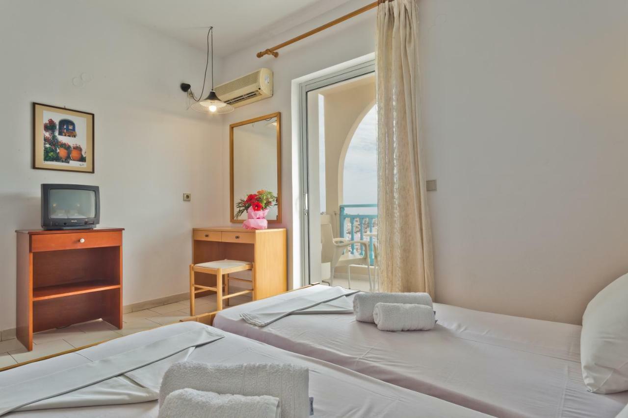 Olympic Hotel Karpathos Town  Exterior photo